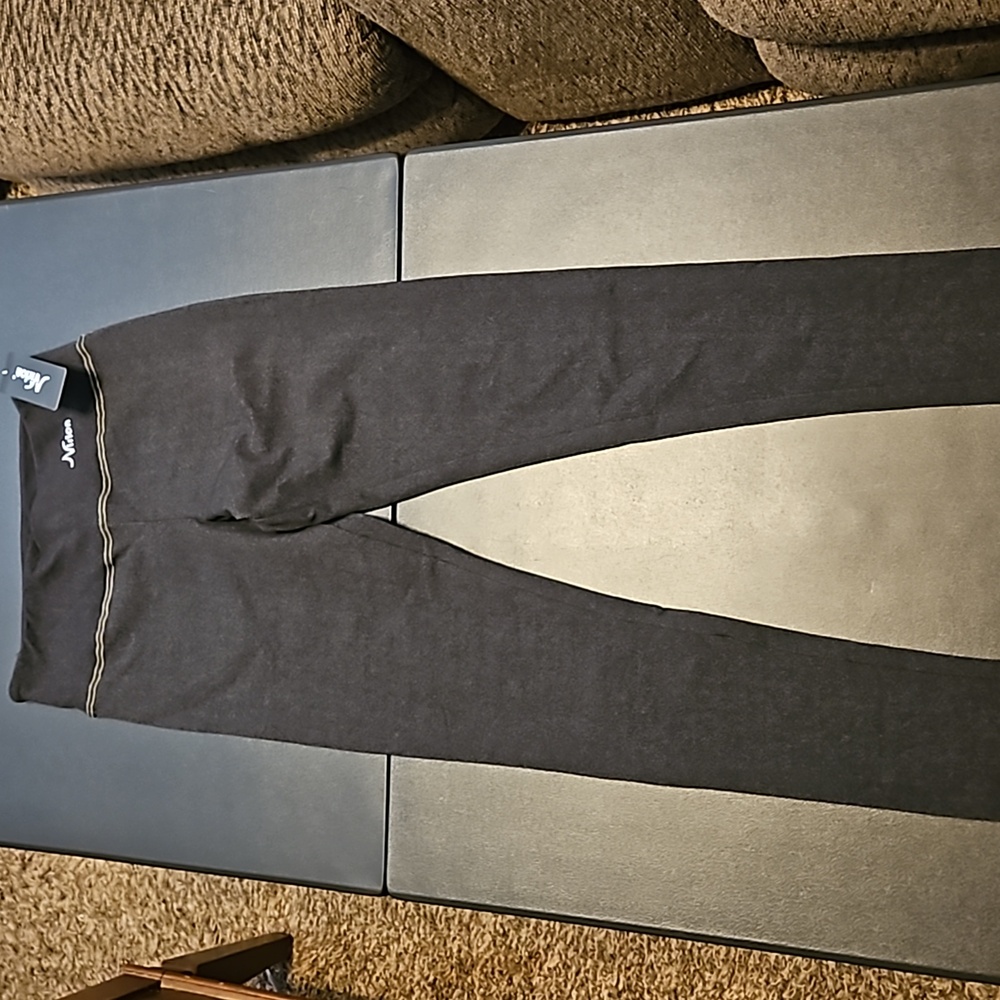 Nirlon Leggings